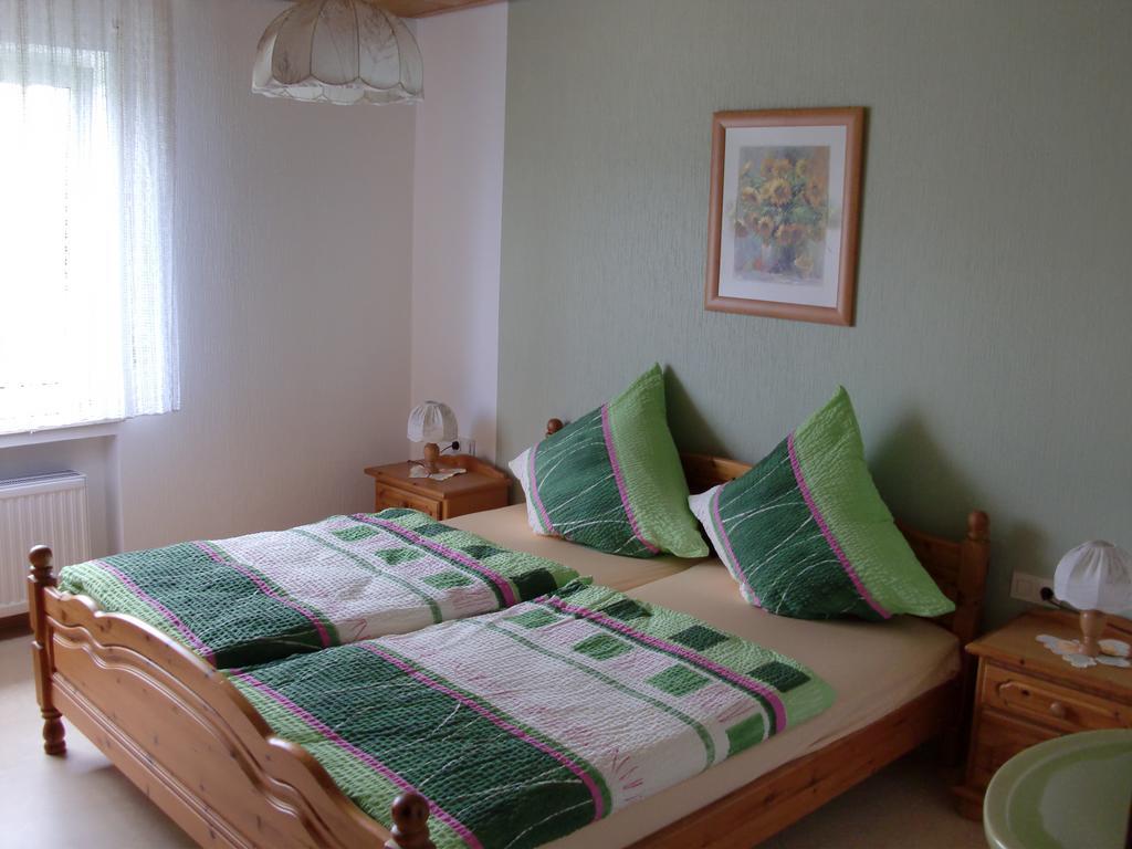 Ferienhaus Margaretha Hallschlag 外观 照片