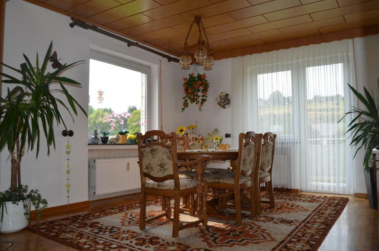 Ferienhaus Margaretha Hallschlag 外观 照片